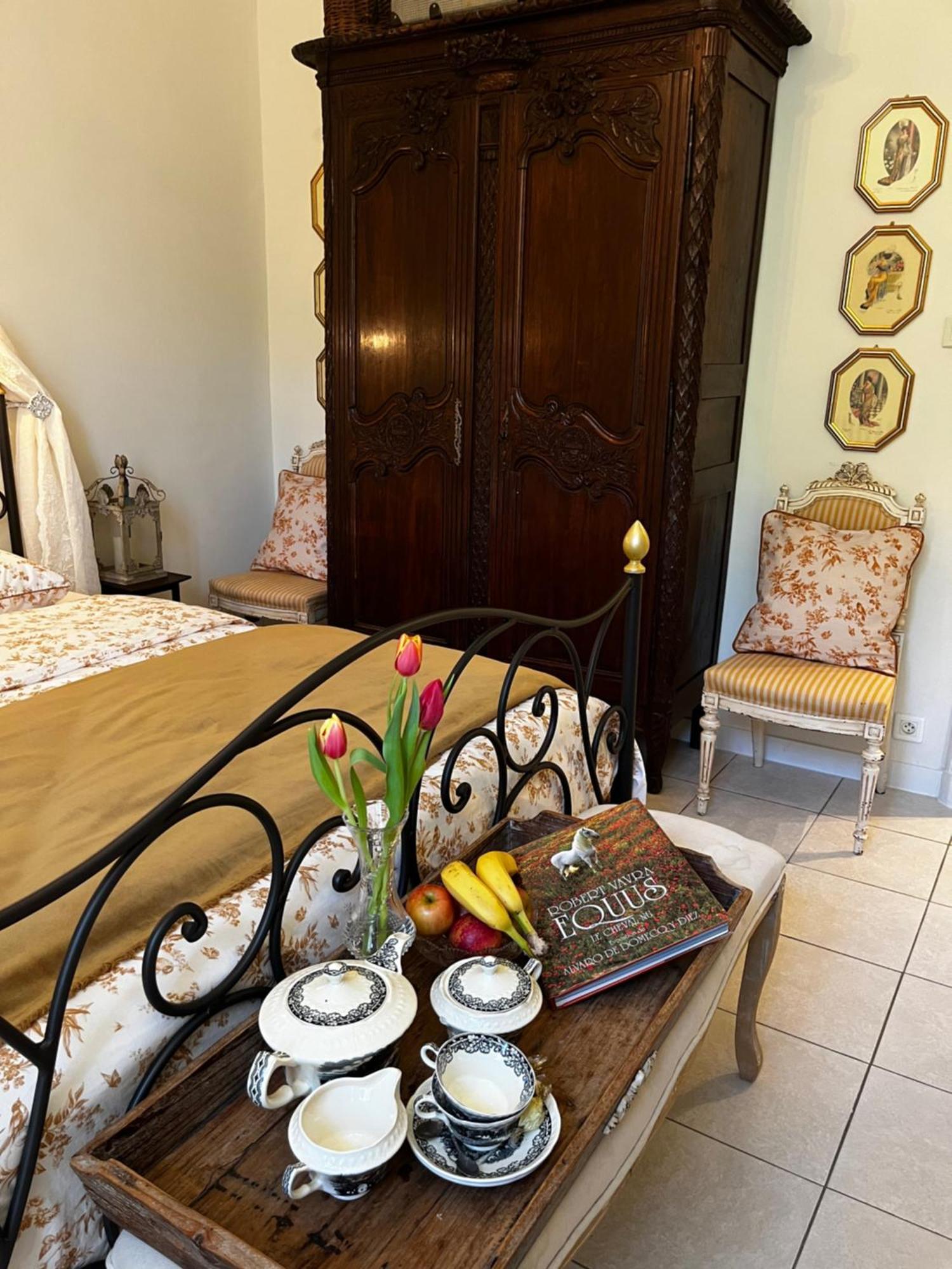 Le Bouquet Bleu Bed And Breakfast Siorac-en-Périgord Εξωτερικό φωτογραφία