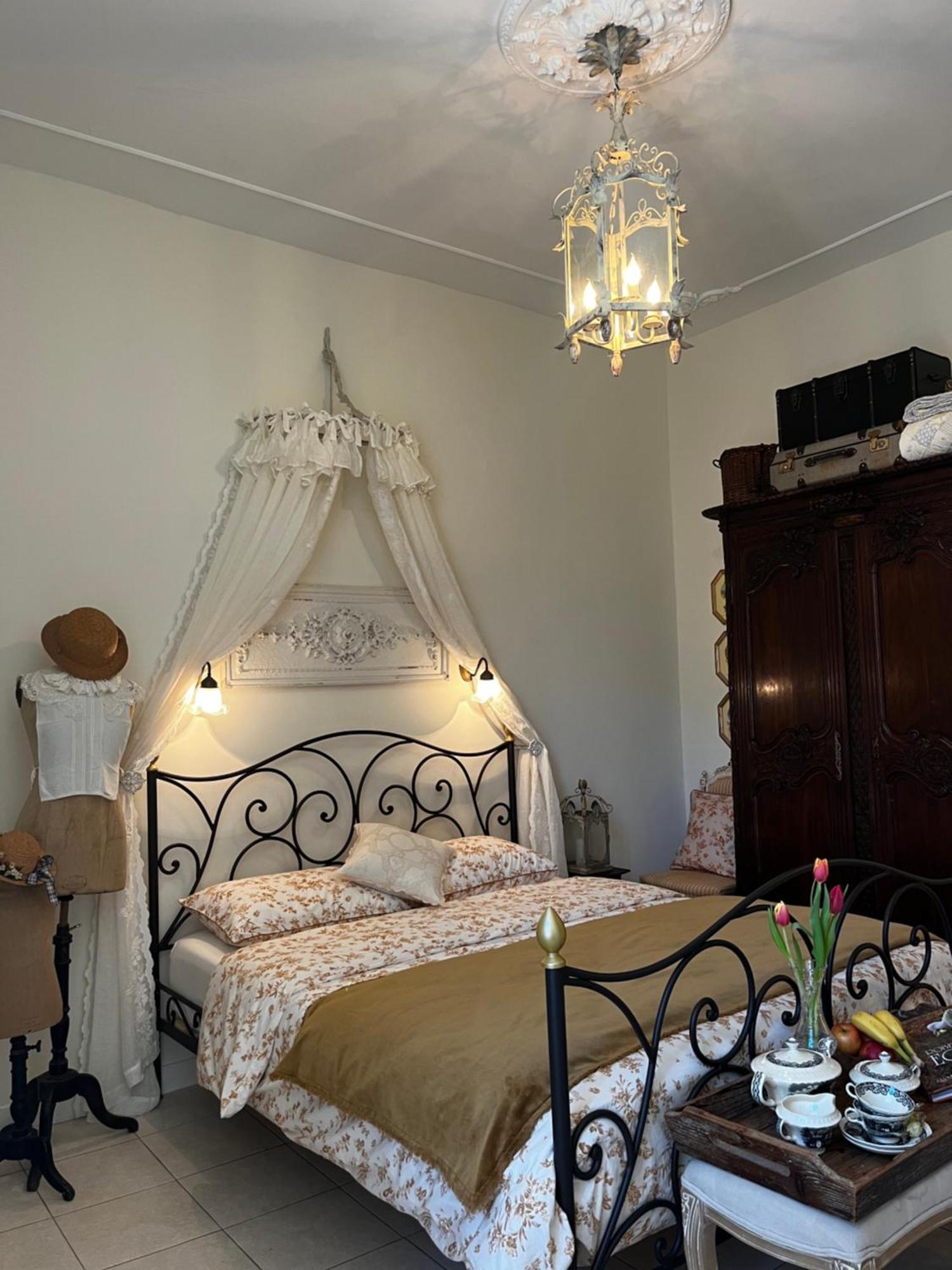 Le Bouquet Bleu Bed And Breakfast Siorac-en-Périgord Εξωτερικό φωτογραφία